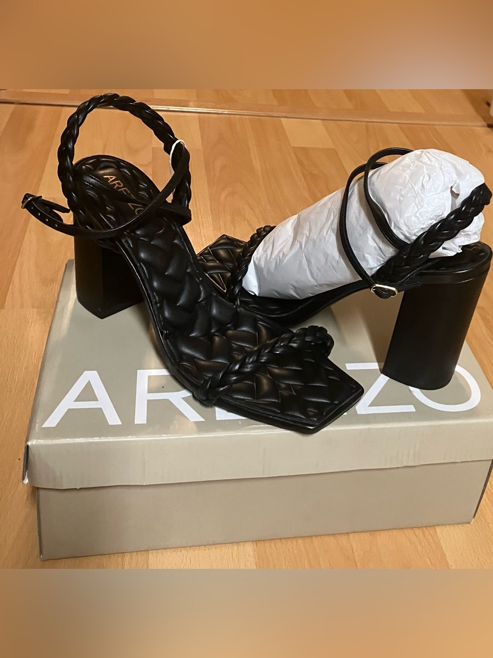 Arezzo Black Quilted Braided Strap Block Heel Sandals:  8.5 (EU 39)